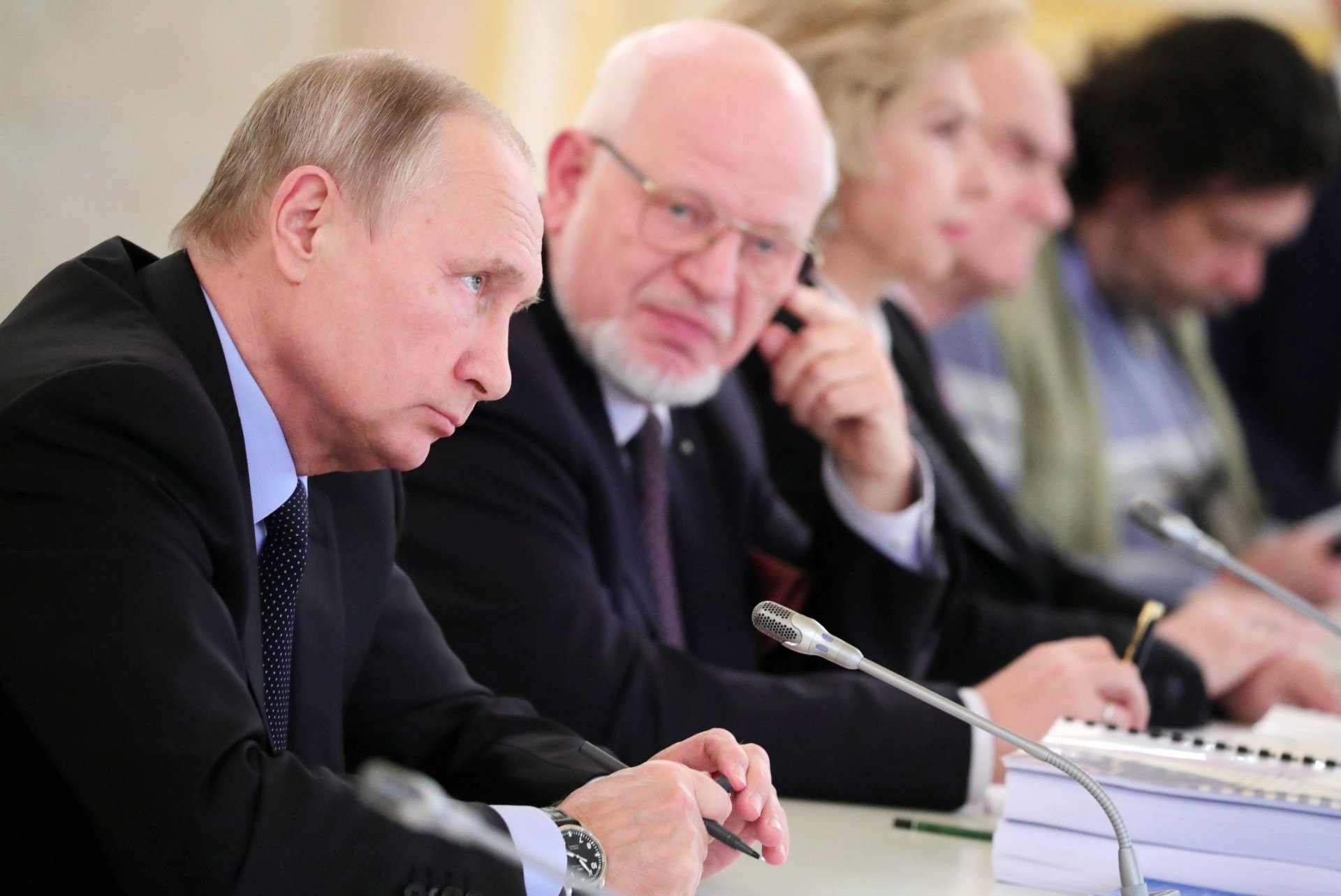 Владимир Путин на заседании Совета по развитию гражданского общества и правам человека в Кремле. Фото: Михаил Климентьев / пресс-служба президента РФ / ТАСС