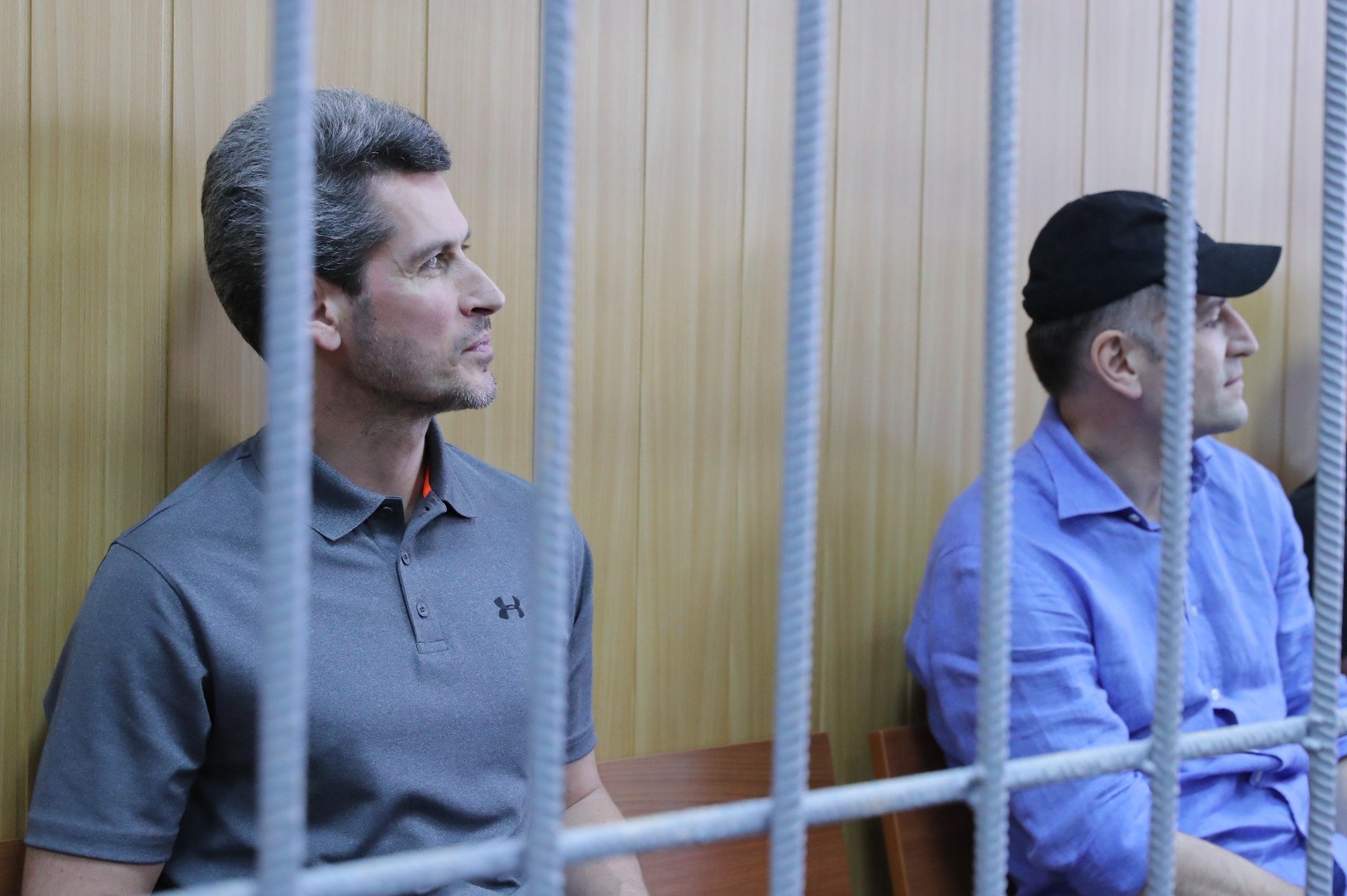 Братья Магомедовы в суде. Фото: RBC / TASS