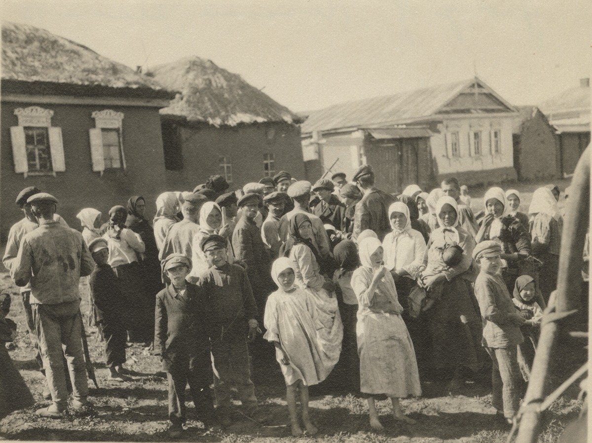 Голодающие крестьяне. Фото из архива