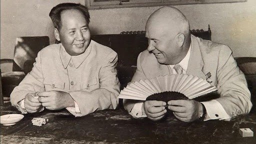 Мао Цзэдун и Никита Хрущев. Фото: архив