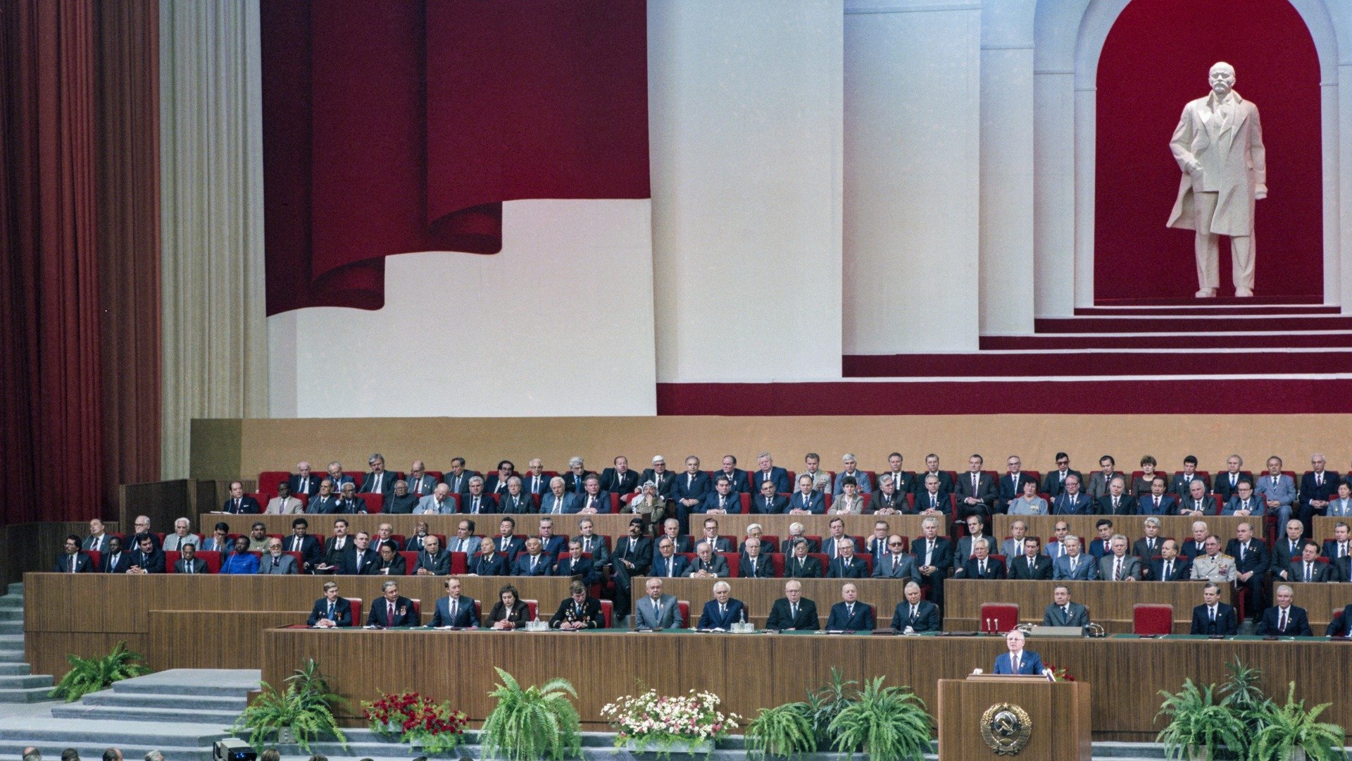 Торжественное заседание в честь 70-летия Октябрьской революции. Фото: Фотохроника ТАСС