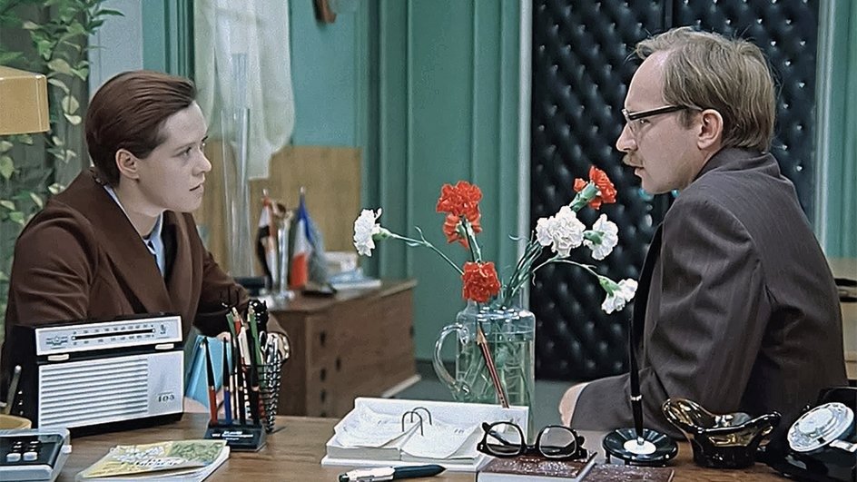 Кадр из фильма «Служебный роман»
